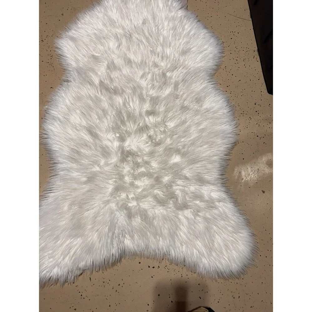 White Sheepskin Faux Fur Area Rug, Plush Shabby Chic, Shag Pelt Rug 2” X3”